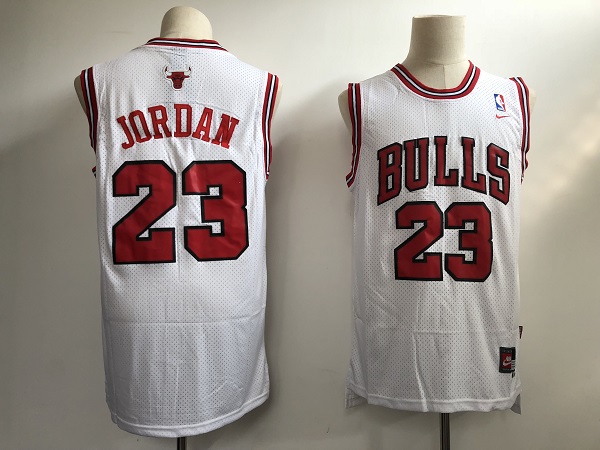 Men's Chicago Bulls #23 Michael Jordan White Stitched Jersey